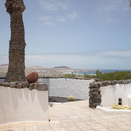 Bungalow Con Vistas Al Mar Famara Exterior foto